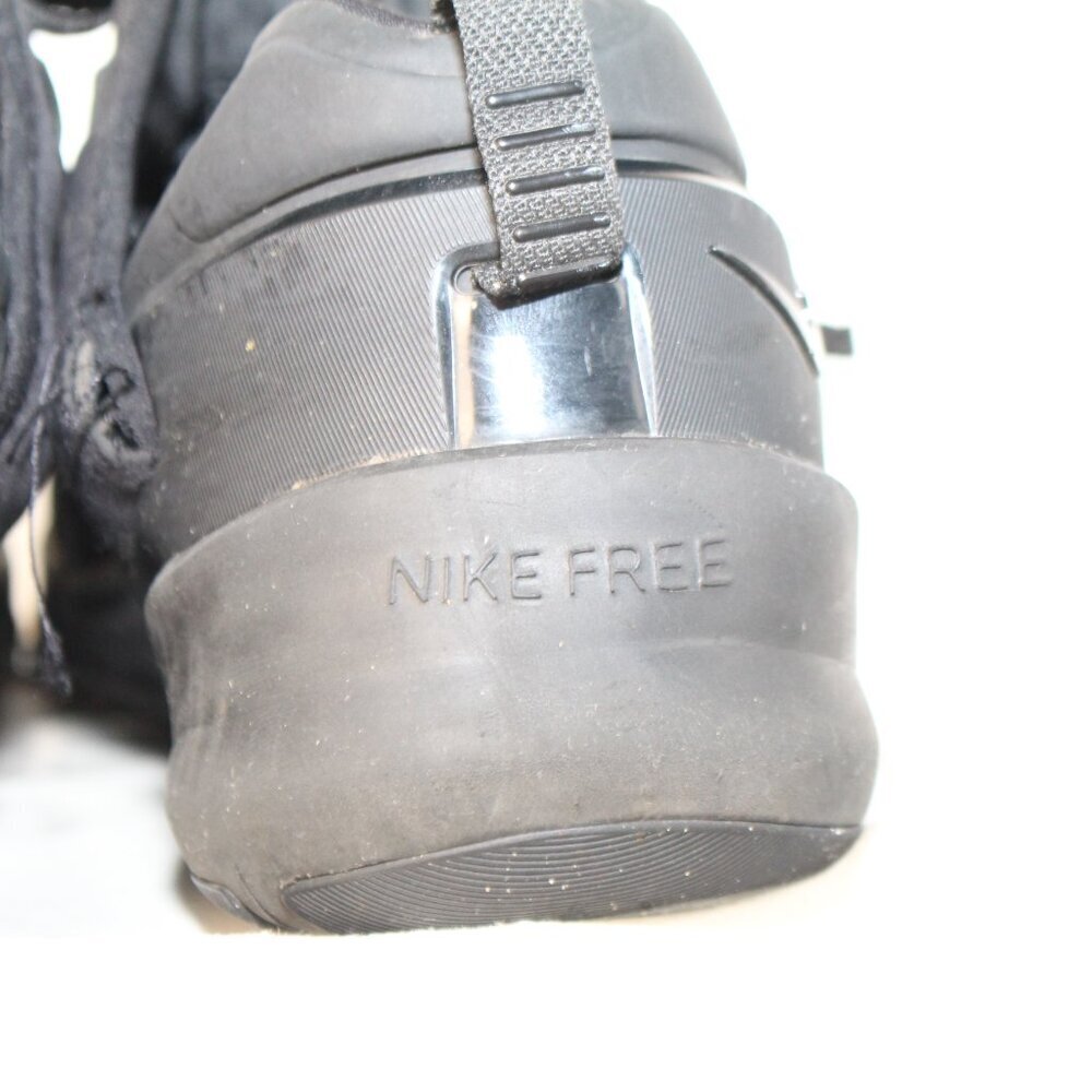 NIKE - Picture 6 of 10